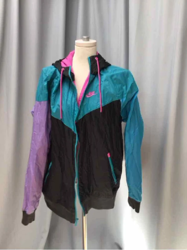 NIKE SIZE LARGE Ladies JACKET